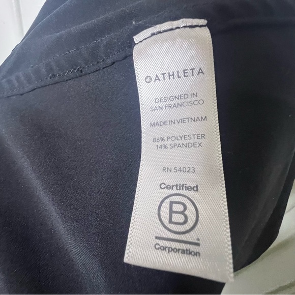 Athleta Marlow Shorts Romper Black Large Athleisure Athletic Gym Loungewear EUC - Picture 10 of 10